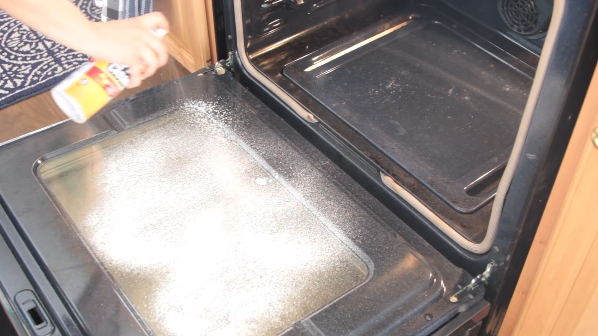 Effective oven cleaner brands
