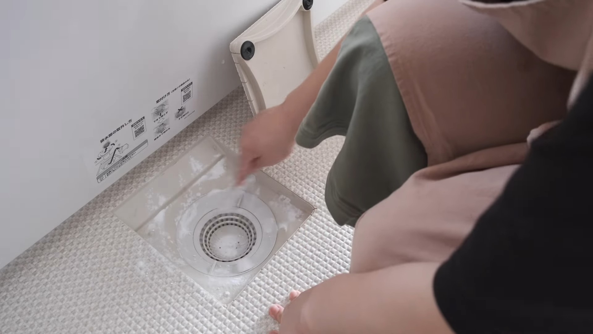 DIY Sink Clog Solution